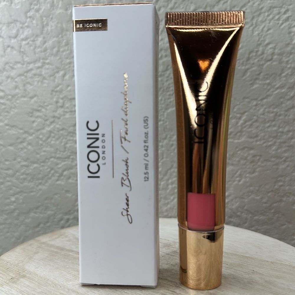 $18 🌙 Iconic London Sheer Blush In Shade Power Pink‎